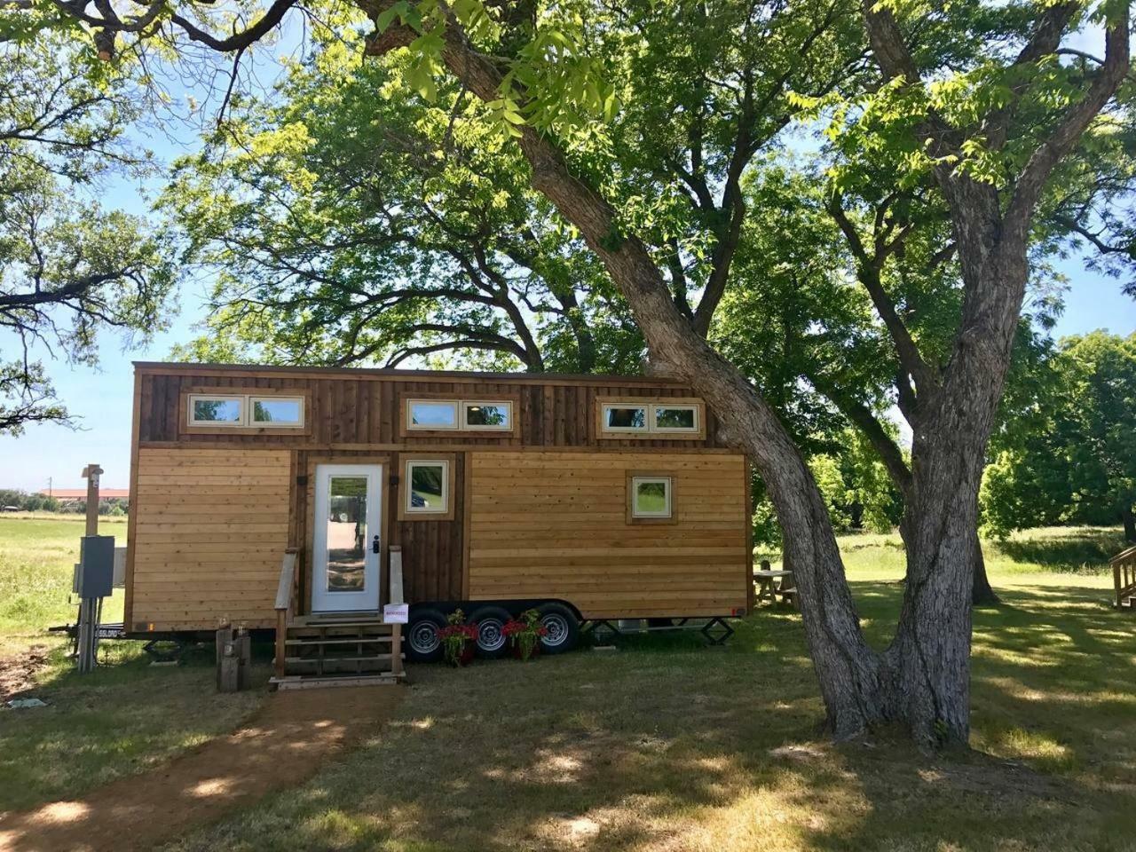 Montana Escape Elegant Tiny House In Waco Near Magnolia Villa Luaran gambar