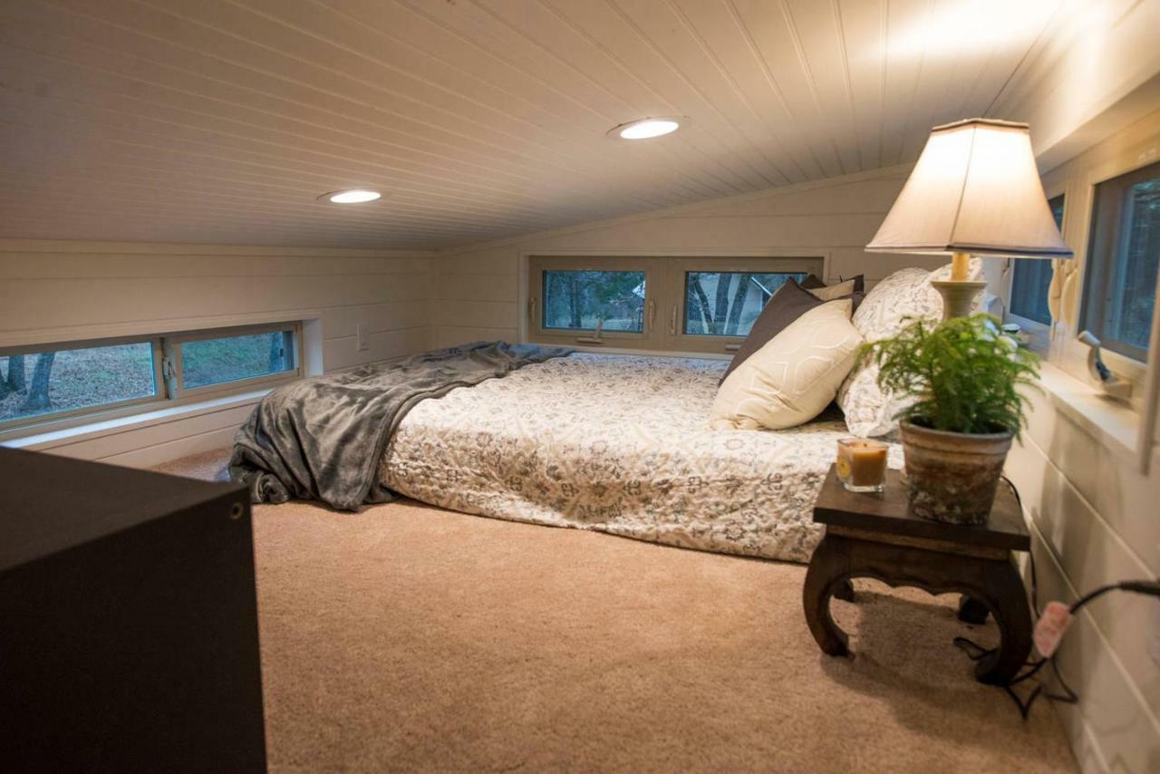 Montana Escape Elegant Tiny House In Waco Near Magnolia Villa Luaran gambar