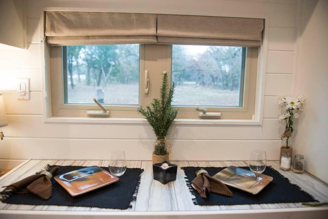 Montana Escape Elegant Tiny House In Waco Near Magnolia Villa Luaran gambar