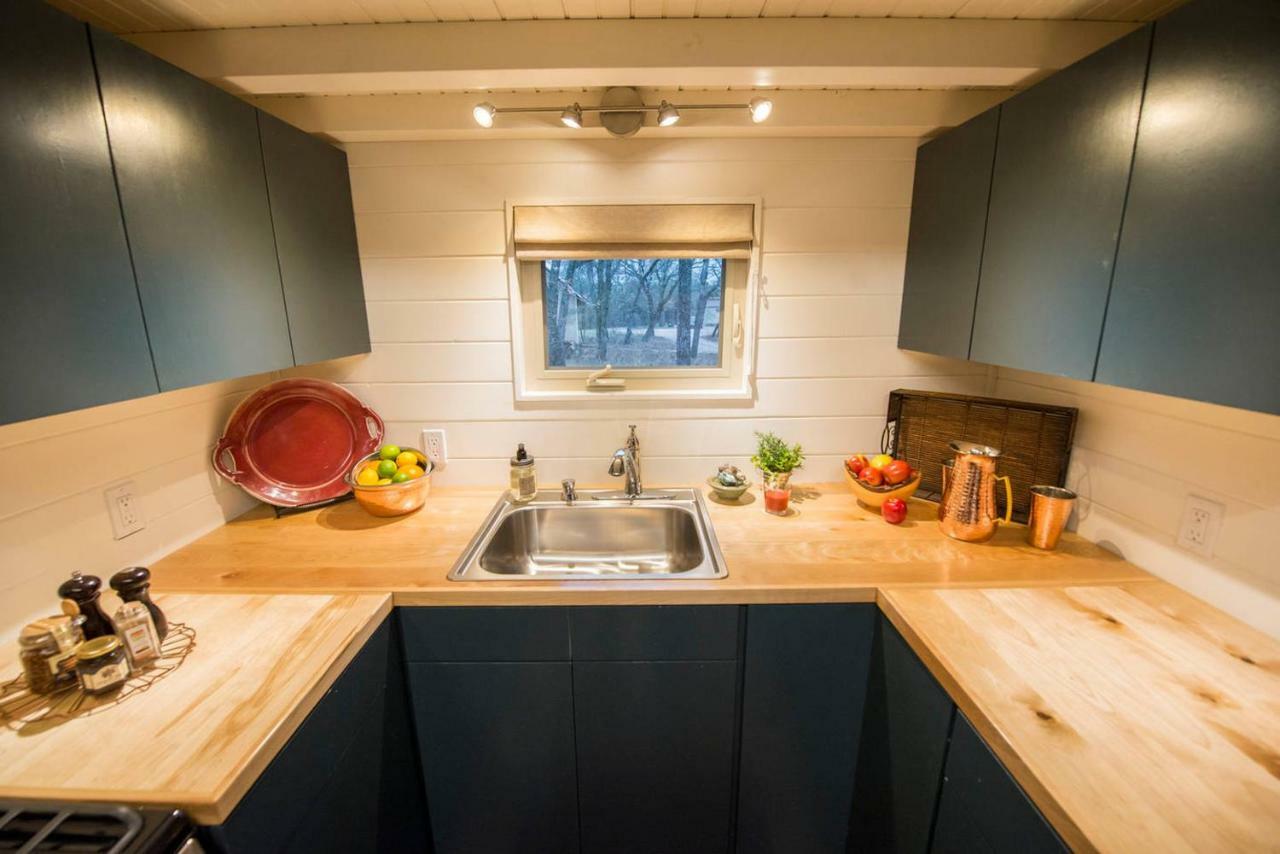 Montana Escape Elegant Tiny House In Waco Near Magnolia Villa Luaran gambar