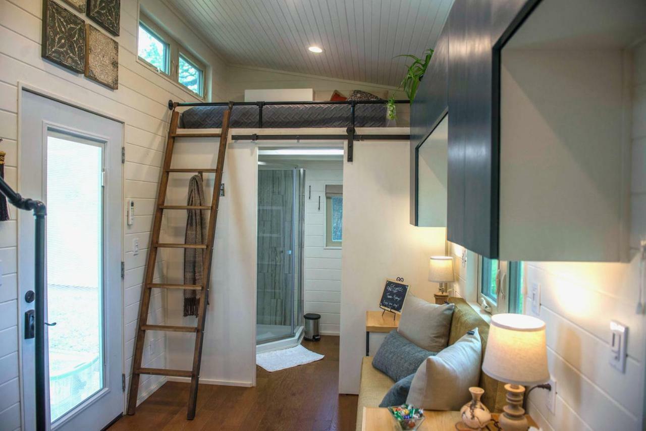 Montana Escape Elegant Tiny House In Waco Near Magnolia Villa Luaran gambar